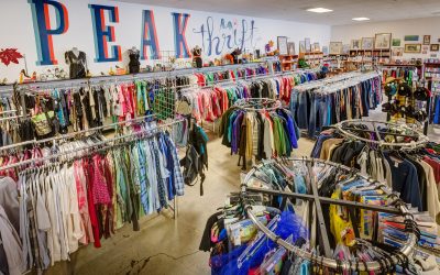 Thrifting: Dari Praktik Hemat dan Berkelanjutan hingga Tantangan bagi Industri Tekstil Lokal